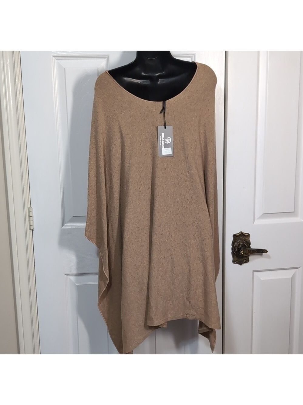 NEW Bella Amore Elegant Tan Wrap Shawl One Size - Picture 5 of 6